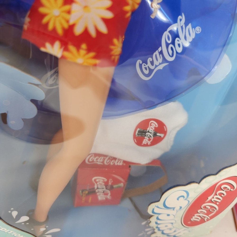 Coca-Cola Barbie Lot of 2 - Coca Cola Splash Barbie and Coca Cola Party Barbie - Picture 4 of 13